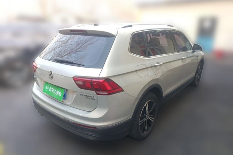 Used Volkswagen Tiguan L 2018 330TSI Automatic Two-Wheel Drive Luxury Edition Rear Right 45 Deg