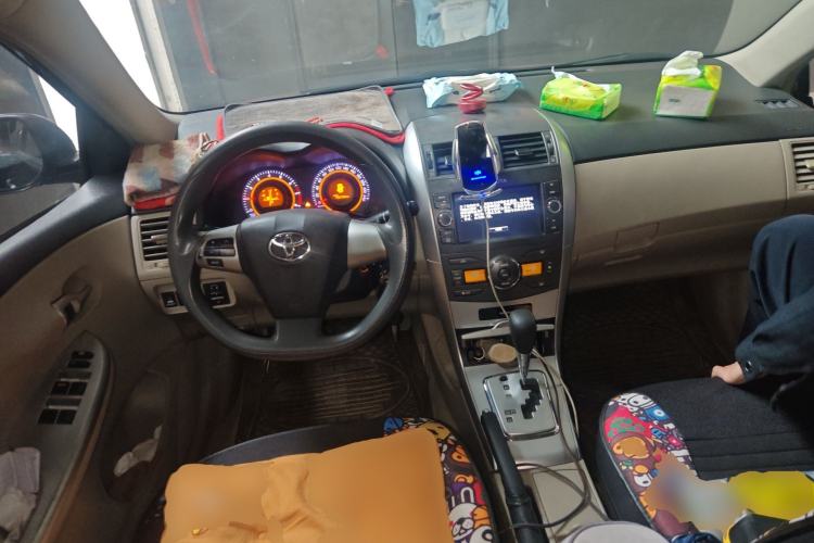 Used Toyota Corolla 2012 Luxurious Edition 1.8L CVT GL-i