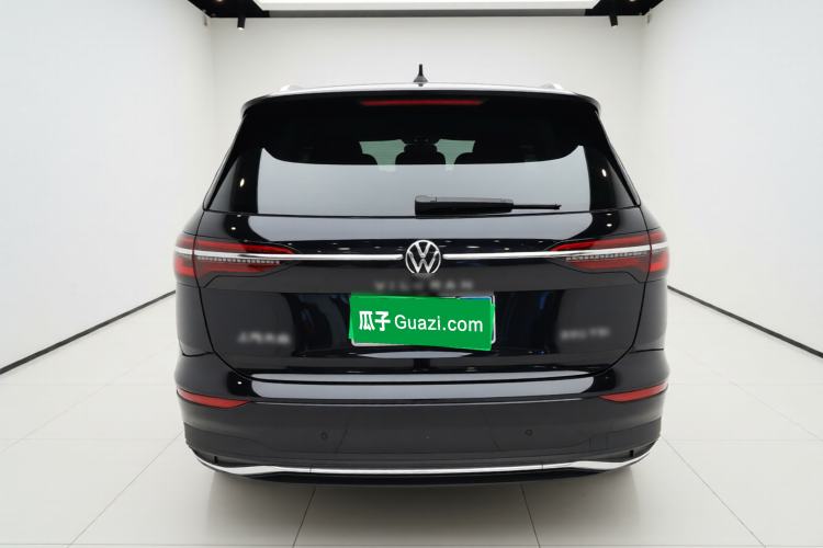 Used Volkswagen Viloran 2020 330TSI Luxury Edition Exterior 4