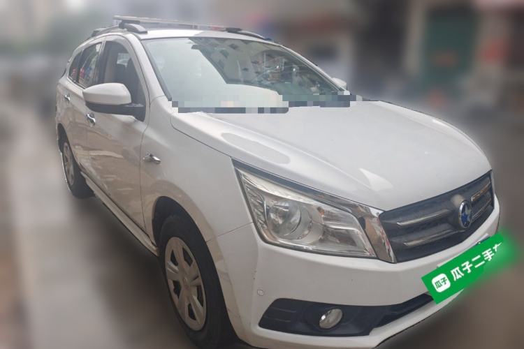 Used Venucia T70 2015 1.6L Manual Ruixing Edition Front Right 45 Deg