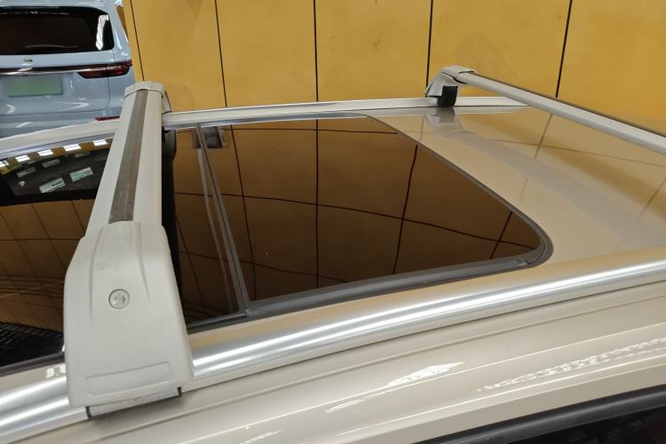 Used Volkswagen C-TREK 2017 1.6L Automatic Comfort Model Roof