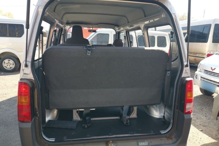 Used Wuling Zhiguang 2023 1.5L Practical Version 5/7 Seats