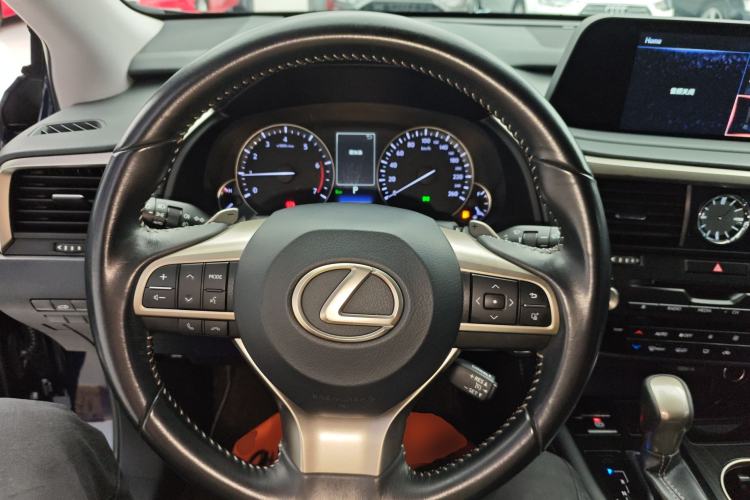 Used Lexus RX 2020 300 Two-Wheel Drive Elite Edition China VI Standard Steering Wheel