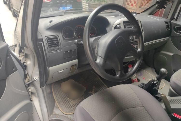 Used FORTHING Lingzhi 2013 M5 Q7 2.0L 7-Seater Long-Wheelbase Comfort Model