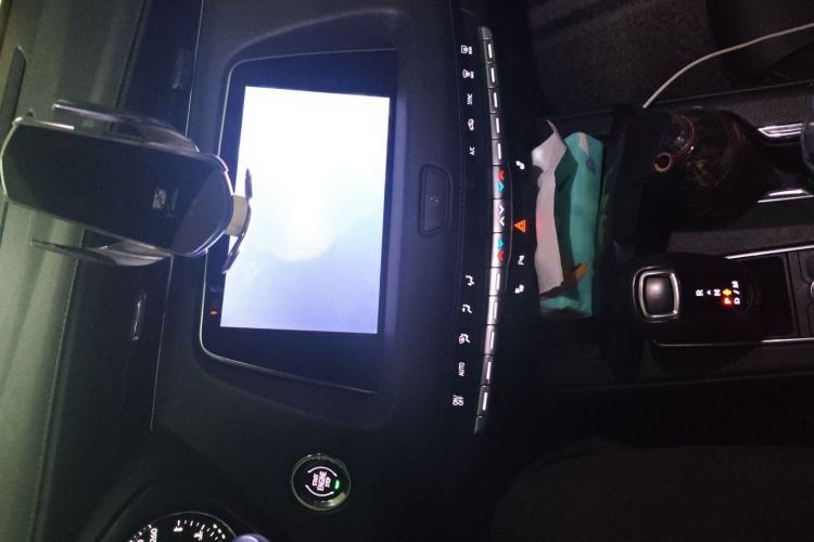 Used Cadillac XT4 2018 28T Two-Wheel Drive Leading Version