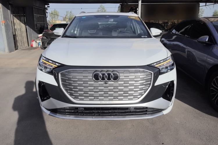 Used Audi Q4 e-tron 2022 50 e-tron quattro Creation Edition
