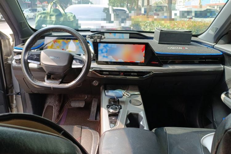 Used Oshan Z6 New Energy 2023 ZhiDian iDD 150KM Flagship PLUS Smart Parking Edition
