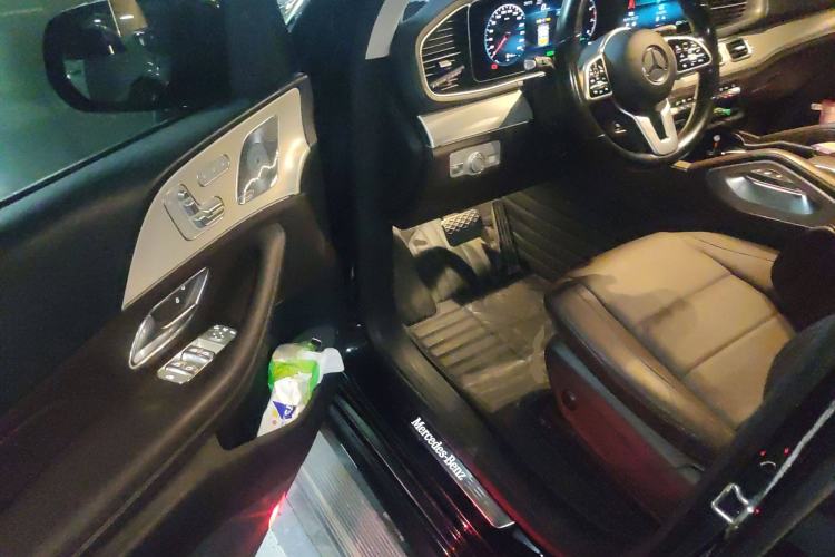 Used Mercedes-Benz GLE 2021 GLE 450 4MATIC Stylish Model Driver Seat