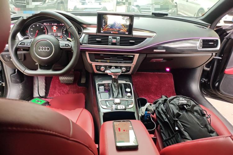 Used Audi A7 2012 2.8FSI quattro Ambition model Center Console