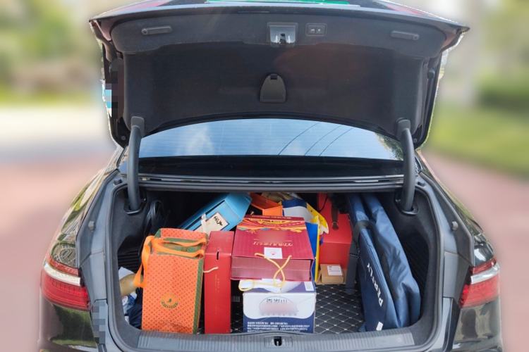 Used Audi A8 2022 A8L 50 TFSI quattro Comfort Edition Collector's Model Trunk