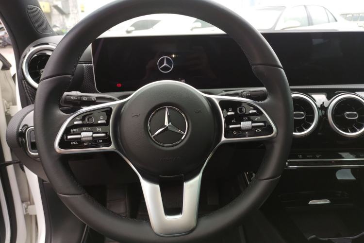 Used Mercedes-Benz A-Class 2019 A 200 Dynamic Edition Steering Wheel