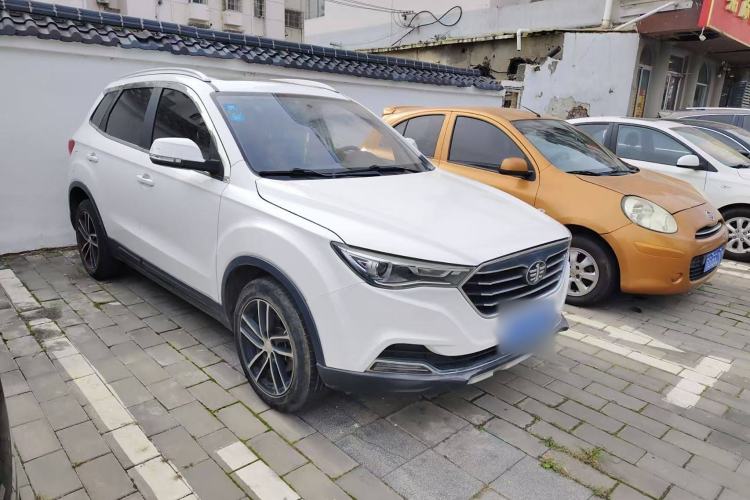 Used Bestune X40 2018 Internet Celebrity Edition 1.6L Automatic Luxury Version