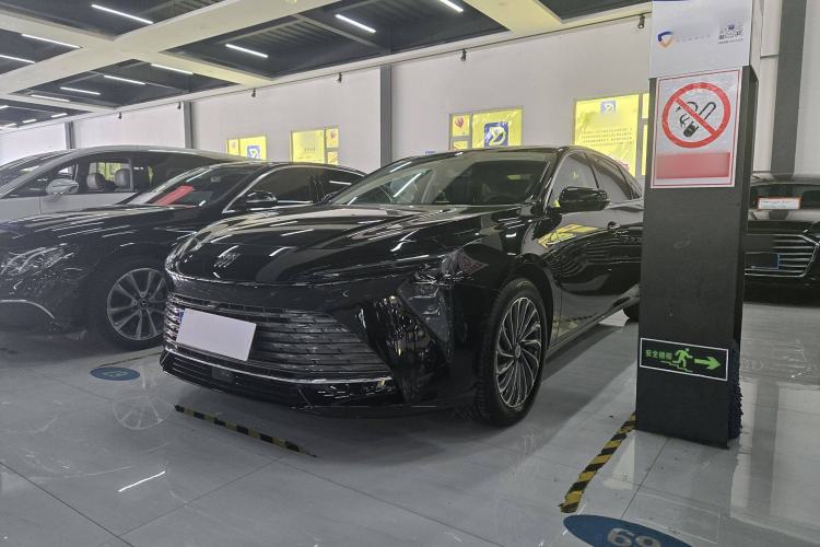 Used Buick LaCrosse 2024 28T Luxury Edition