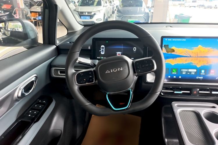 Used AION Y 2023 Plus 510 Smart Edition