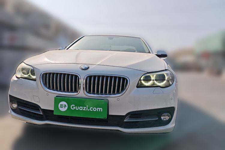 Used BMW 5 Series 2014 535Li Leading Model
