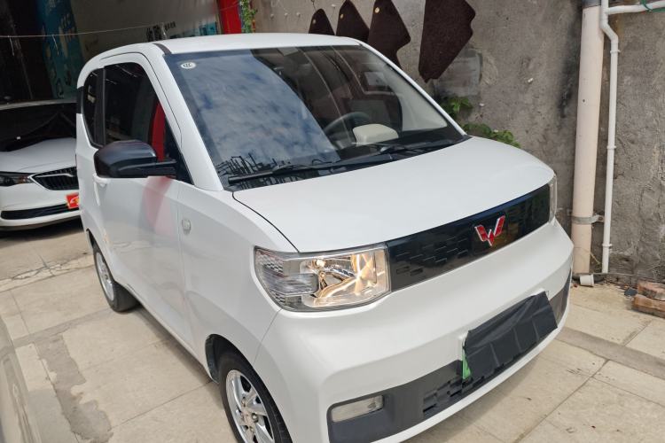Used Wuling Hongguang MINIEV 2020 Enjoyment Model Lithium Iron Phosphate Front Right 45 Deg