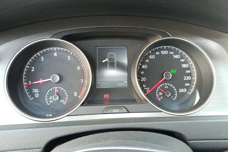 Used Volkswagen Golf 2015 1.4TSI Automatic Comfort Model
