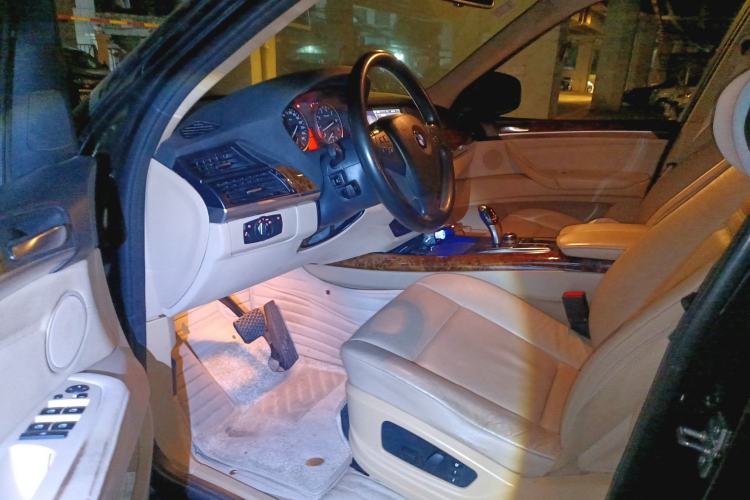 Used BMW X5 2011 xDrive35i Leading Model