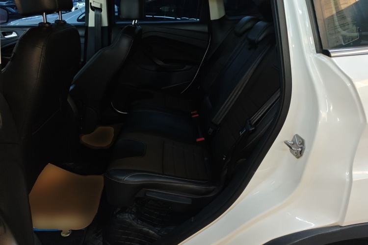 Used Ford Kuga 2013 1.6L GTDi Two-Wheel-Drive Trend Model
