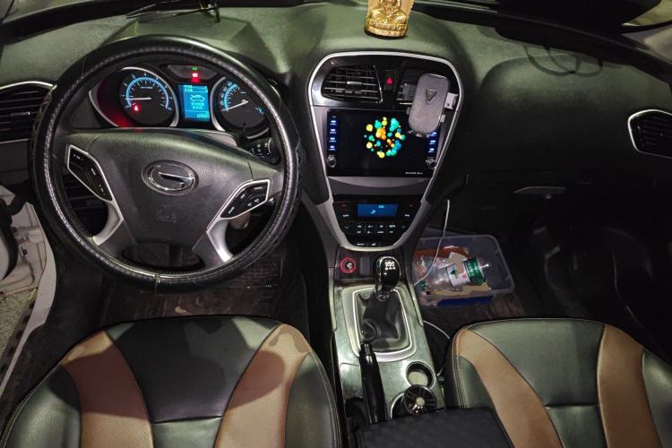 Used GAC Trumpchi GS5 Super 2015 2.0L Manual Two-Wheel Drive Elite Edition
