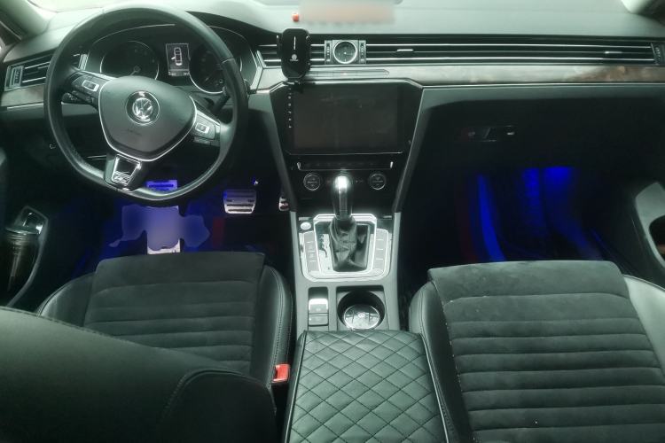 Used Volkswagen Magotan 2018 330TSI DSG Luxury Model