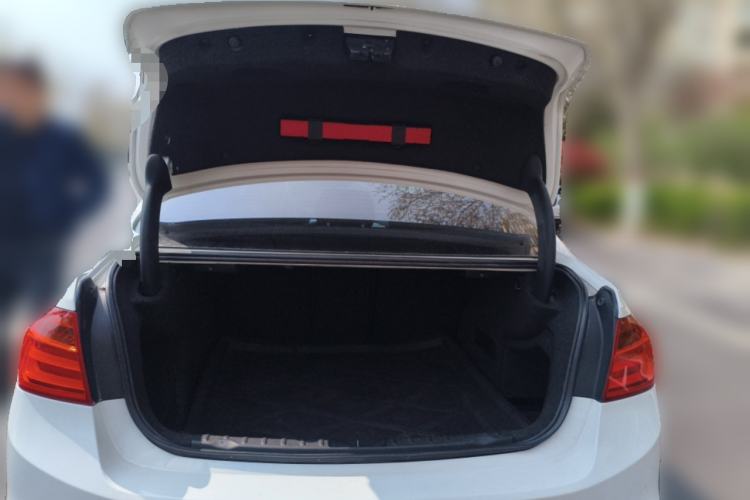 Used BMW 3 Series 2013 320i Sport Edition Trunk