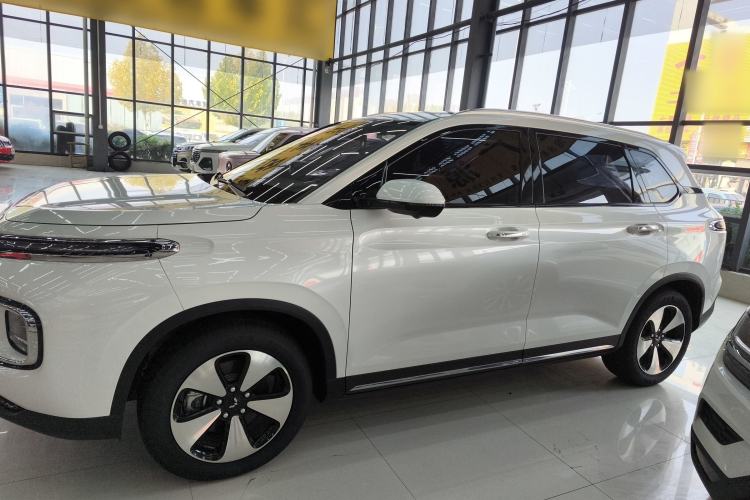 Used Wuling Xingyun 2023 2.0L DHT Flagship Edition
