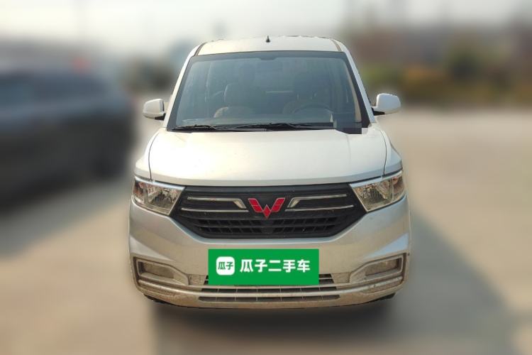 Used Wuling Hongguang V 2021 1.5L Enjoyment Edition LAR