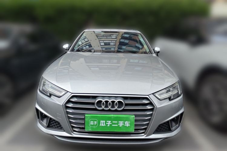Used Audi A4L 2019 40 TFSI Fashion Edition China VI Emission Standard Front
