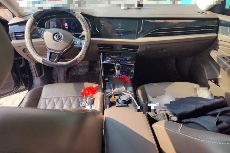 Used Volkswagen Passat 2020 Revised Version 330TSI Luxury Edition China VI Standard