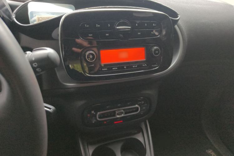 Used smart fortwo 2015 1.0L 52 kW Hardtop Passion Edition