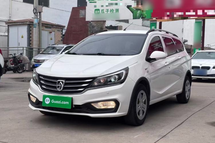 Used Baojun 310W 2017 1.5L Manual Comfort Version China VI Emission Standard