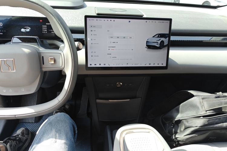 Used Zeekr X 2024 Five-Seater Four-Wheel Drive Center Console