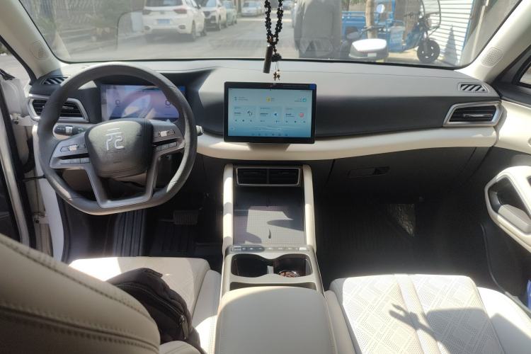 Used BYD Yuan UP 2025 Model 301KM Leading Version
