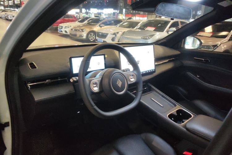 Used Baojun Yunhai 2024 600km Pure Electric Version
