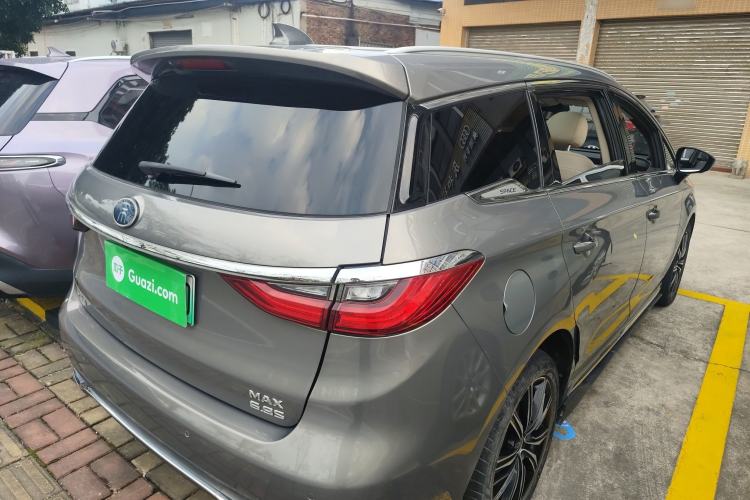 Used BYD Song MAX New Energy 2019 DM 1.5T Smart Connect Enjoyment Model 6-Seater China V Standard