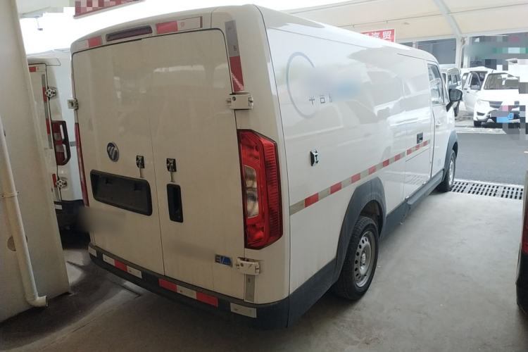 Used Foton Intelligent Blue Elf E7 2024 All-Electric Van Flat Roof 2 Seats EVE Energy 41.86 kWh
