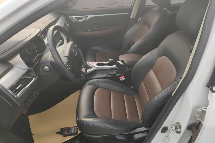 Used Geely Auto Vision 2019 Upgraded Model 1.5L CVT Luxury Version China VI Standard
