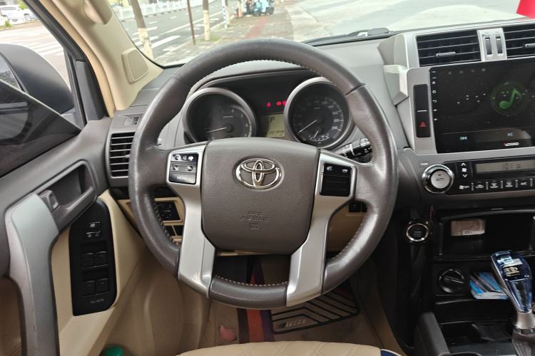 Used Toyota Prado 2015 2.7L Automatic Standard Edition Steering Wheel