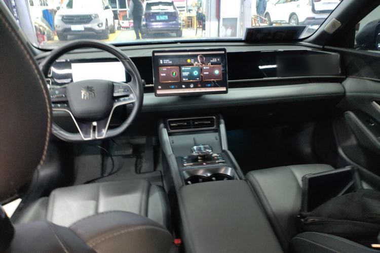 Used BYD Qin L 2024 DM-i 80KM Beyond Model
