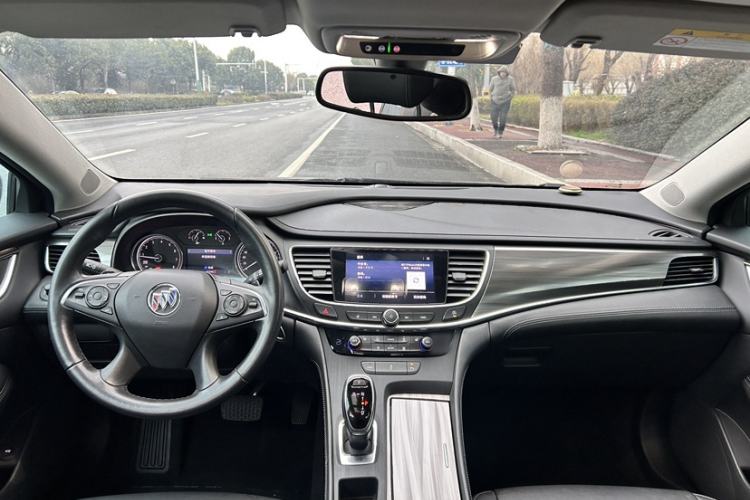 Used Buick LaCrosse 2022 652T Luxury Version
