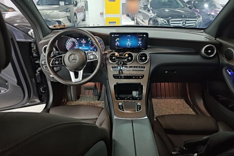 Used Mercedes-Benz GLC 2022 Second Facelift GLC 260 L 4MATIC Luxury Edition
