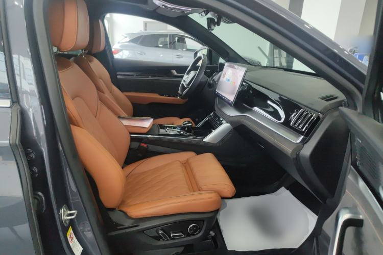 Used BYD Tang New Energy 2022 DM-i 252km Luxury Model Right Front Seat