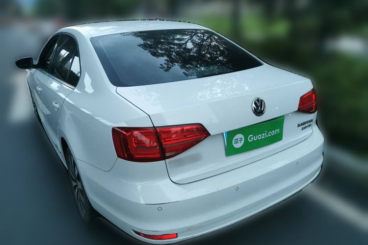 Used Volkswagen Sagitar 2017 230TSI Automatic Comfort Version