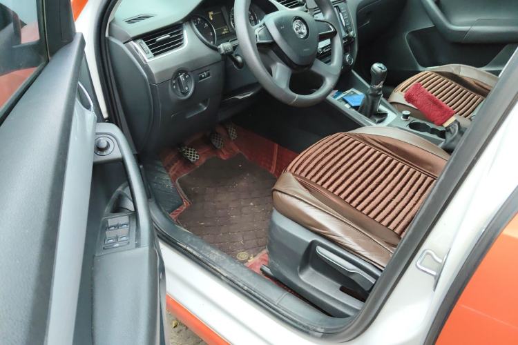 Used Skoda Octavia 2016 1.6L Manual Trend Edition