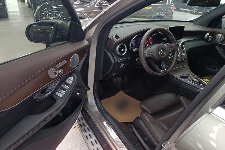 Used Mercedes-Benz GLC 2019 Refreshed GLC 300 L 4MATIC Dynamic Edition