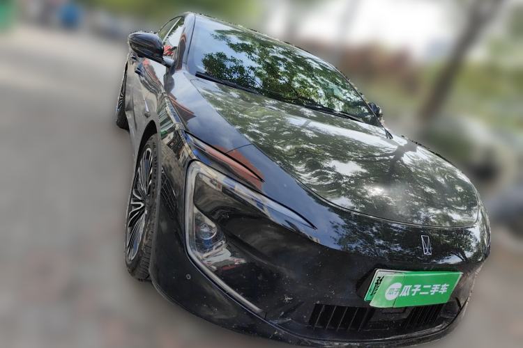 Used Avatr 12 2025 Year Updated Max All-Electric Version Front Right 45 Deg