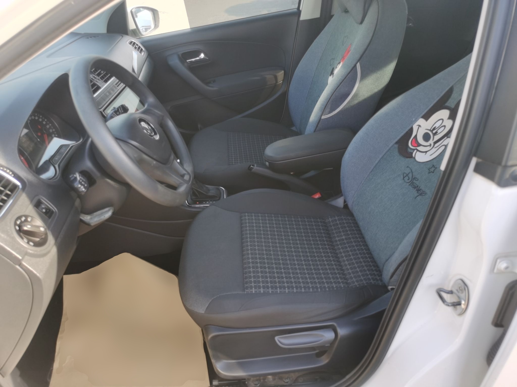 Interior delantero