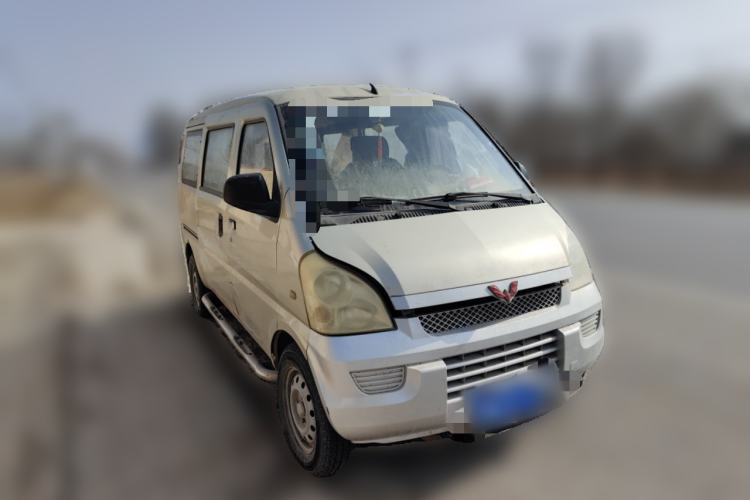 Used Wuling Rongguang 2011 1.2L Base Version
