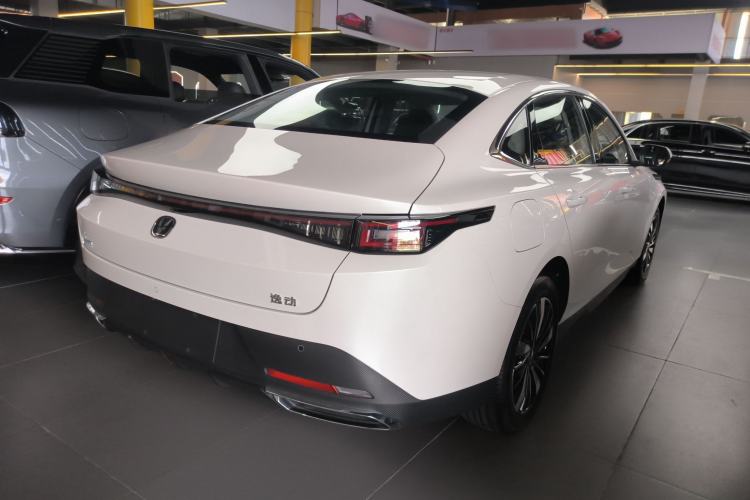 Used CHANGAN Eado PHEV 2025 Smart New Blue Whale 145KM Battleship Edition